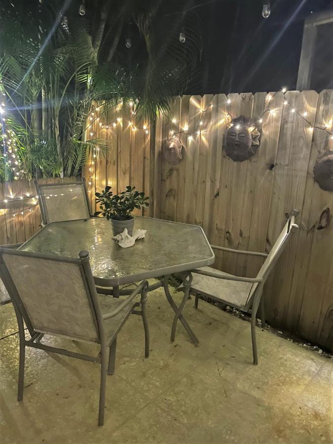 Coastal Townhome In Jupiter 1 Mile To Beach! Buitenkant foto