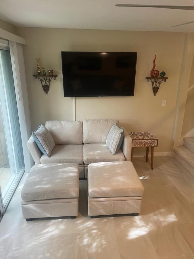 Coastal Townhome In Jupiter 1 Mile To Beach! Buitenkant foto