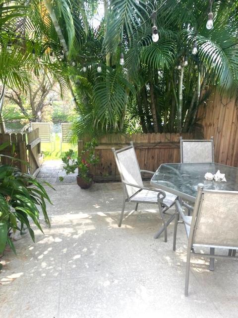 Coastal Townhome In Jupiter 1 Mile To Beach! Buitenkant foto